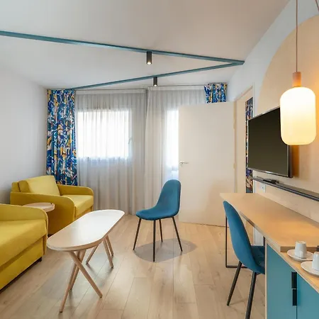 Urban & - Bw Signature Collection Hotel