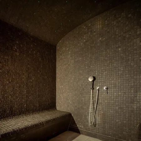 Urban & - Bw Signature Collection Hotel