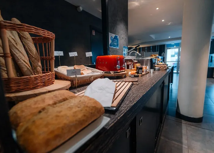 Hotel Urban & - Bw Signature Collection