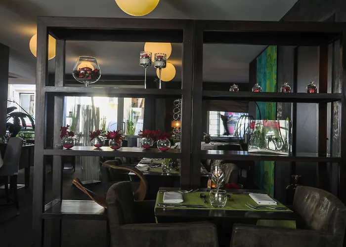 Urban & - Bw Signature Collection Hotel